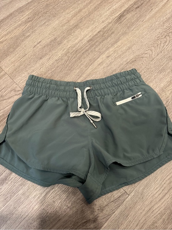 Vuori Pants - Vuori Women’s Shorts - Olive Green
